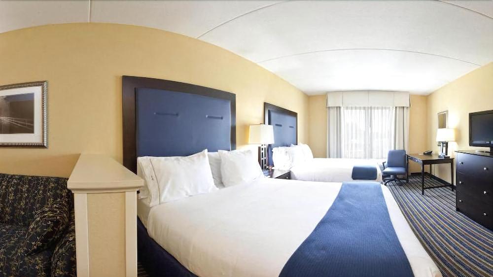 Holiday Inn Express & Suites Wilmington-Newark By Ihg Екстериор снимка