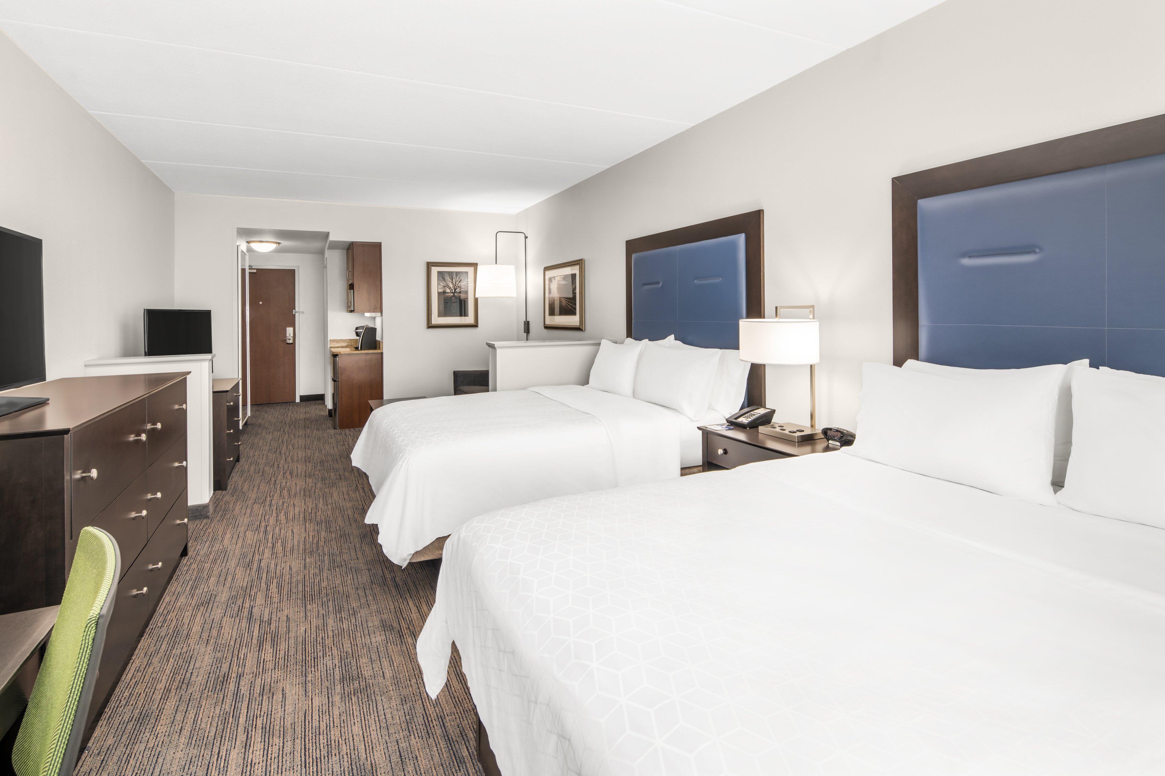 Holiday Inn Express & Suites Wilmington-Newark By Ihg Екстериор снимка