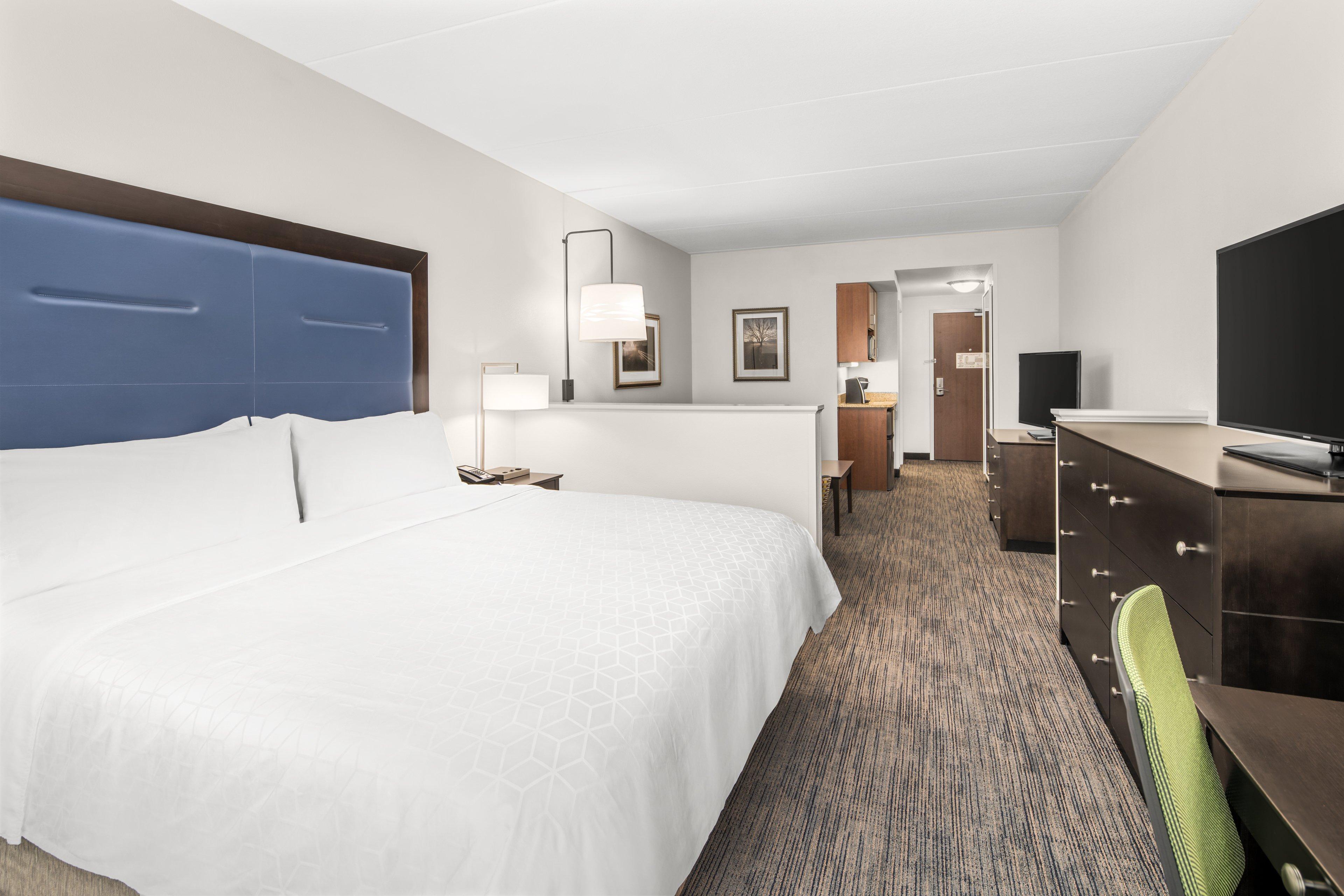 Holiday Inn Express & Suites Wilmington-Newark By Ihg Екстериор снимка