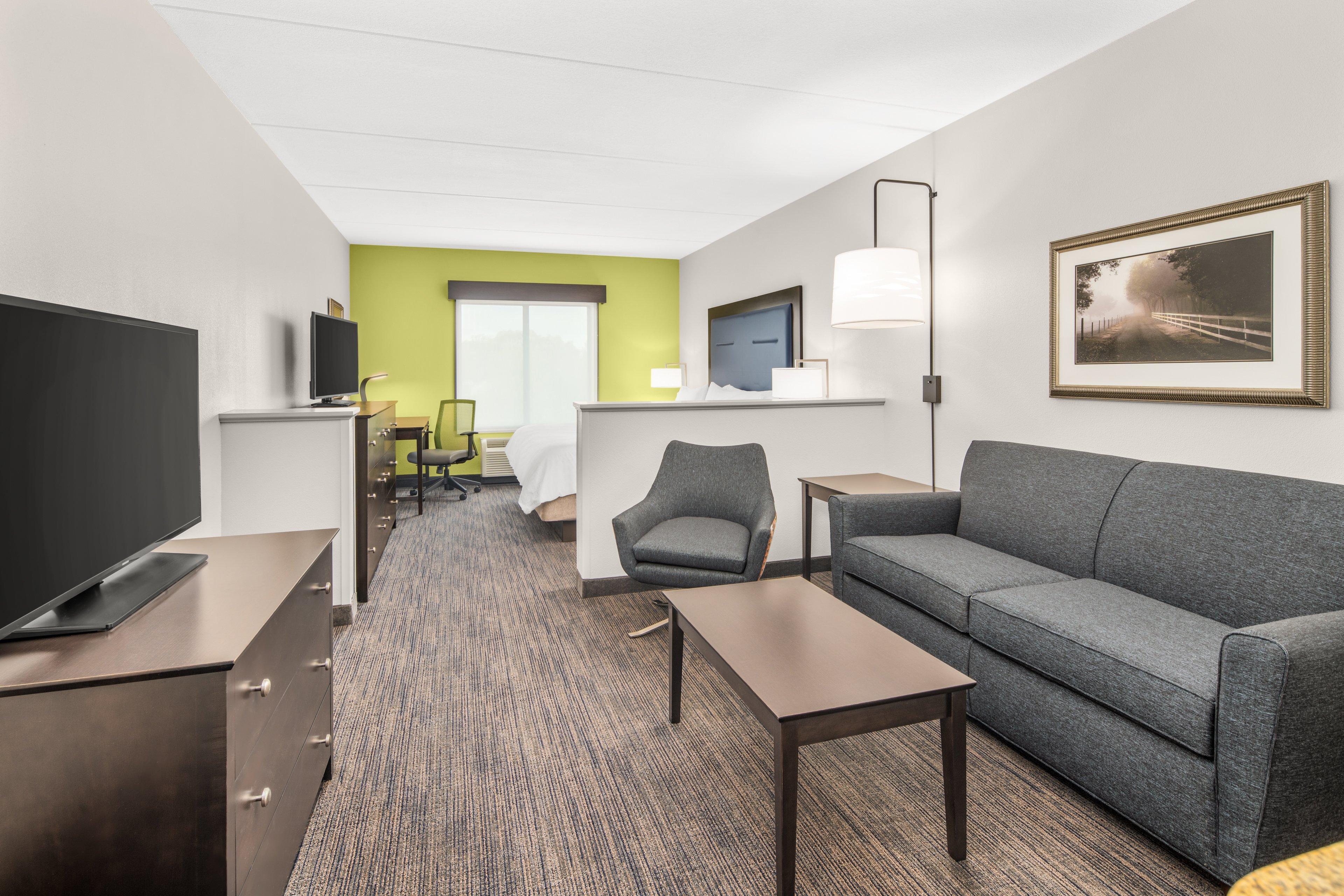 Holiday Inn Express & Suites Wilmington-Newark By Ihg Екстериор снимка