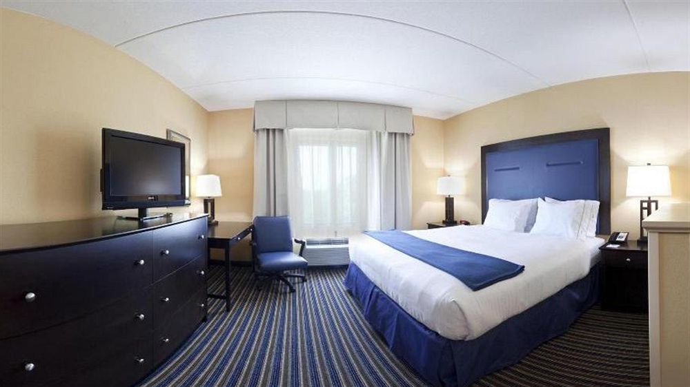 Holiday Inn Express & Suites Wilmington-Newark By Ihg Екстериор снимка